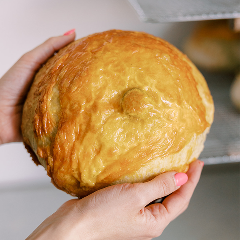 Jalapeño Cheddar Sourdough Round