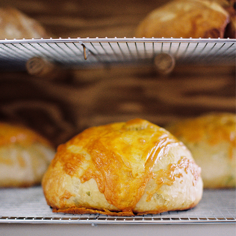 Jalapeño Cheddar Sourdough Round